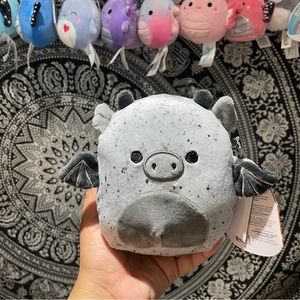 NWT GIO HALLOWEEN SQUISHMALLOW